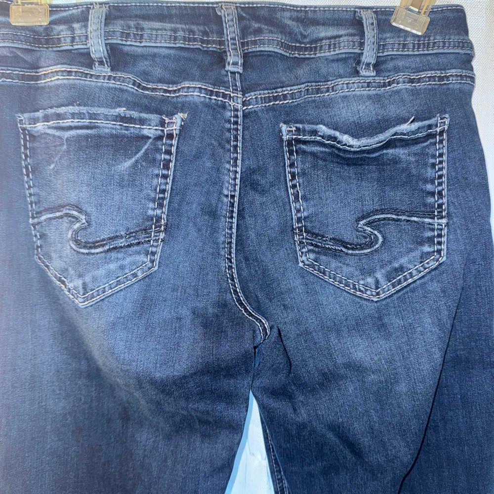 Silver “Tuesday” Jeans Classic Blue Bootcut. 31 LONG